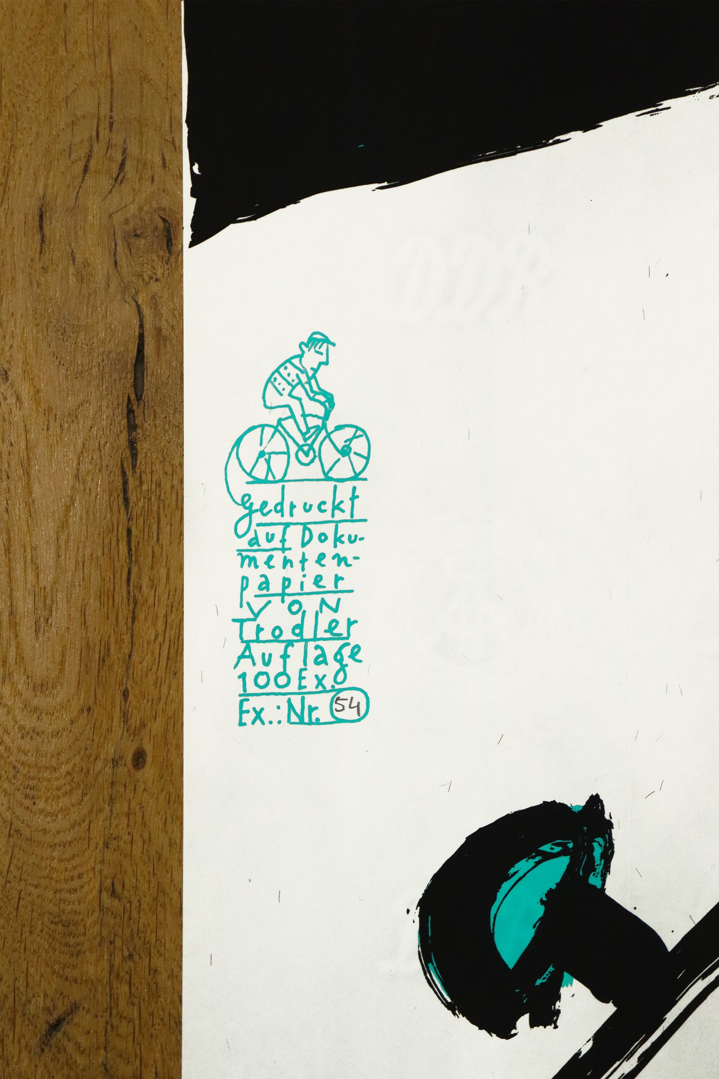 Druck Edition Trodler, von Wolf-Dieter Pfennig, Titel „Barmer“ – Detailaufnahme der Vignette (Mann auf Fahrrad) von Trodler und Ex-Nr., in türkis, Galerie Waldbach - What The Artist Made