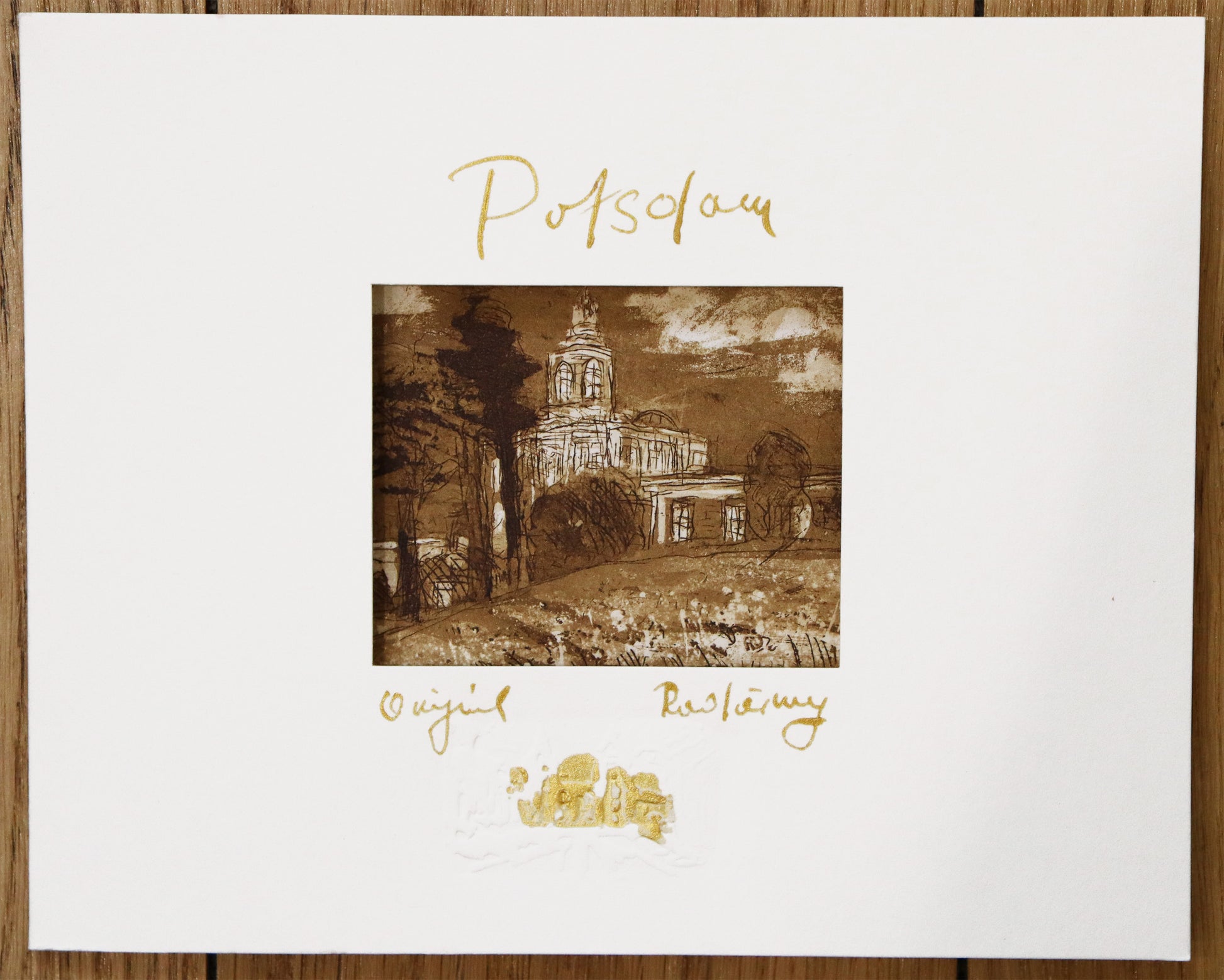 Radierung, signiert von Christian Heinze, Titel „Marmor Palais“ – Farbige Radierung, Ansicht des Passepartouts für die Radierung, mit Sichtausschnitt, Prägeemblem und kalligrafischem Titel - erhältlich bei Galerie Waldbach - What The Artist Made