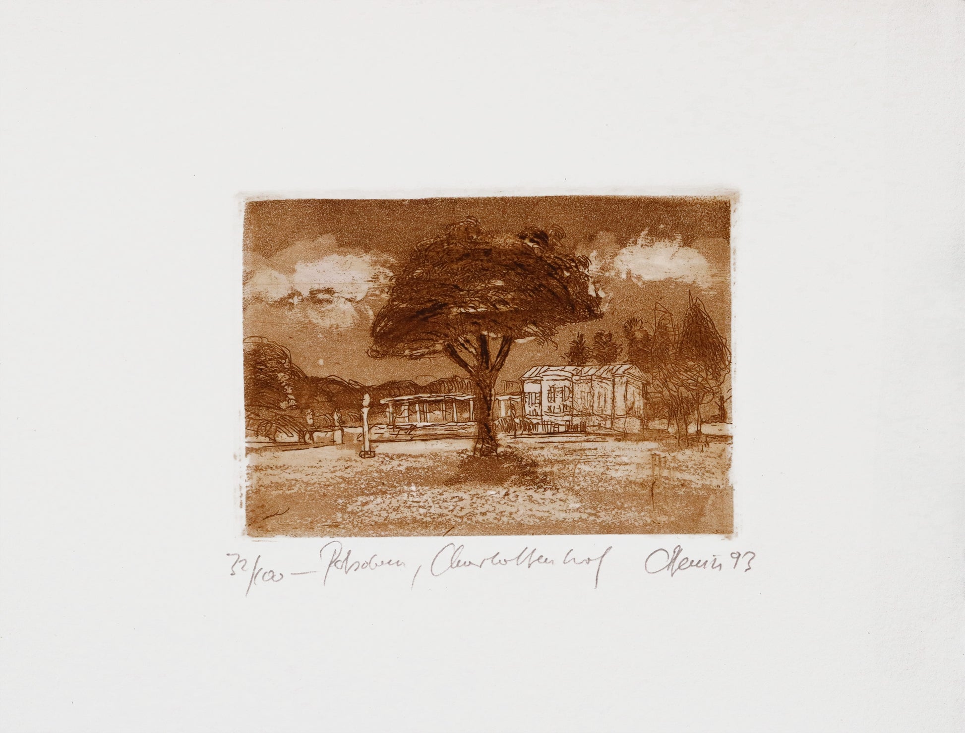 Radierung, signiert von Christian Heinze, Titel „Potsdam - Charlottenhof“ –  Farbige Radierung, Büttenpapier mit Büttenrand, Blick auf  Parklandschaft mit Baum im Bildzentrum, Schloss Charlottenhof im Hintergrund. Unten am Bildrand der Bildtitel und Signatur. In Sepiatönen - erhältlich bei Galerie Waldbach - What The Artist Made
