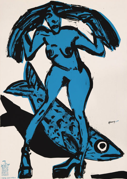 Druck Edition Trodler, von Wolf-Dieter Pfennig, Titel „Aqua Laureth“ – expressives Porträt einer Frau als Akt auf Absatzschuhen und Fisch im Hintergrund, blau und schwarz, unten links Signatur Trodler, unten rechts Original Signatur Pfennig, erhältlich bei Galerie Waldbach - What The Artist Made 