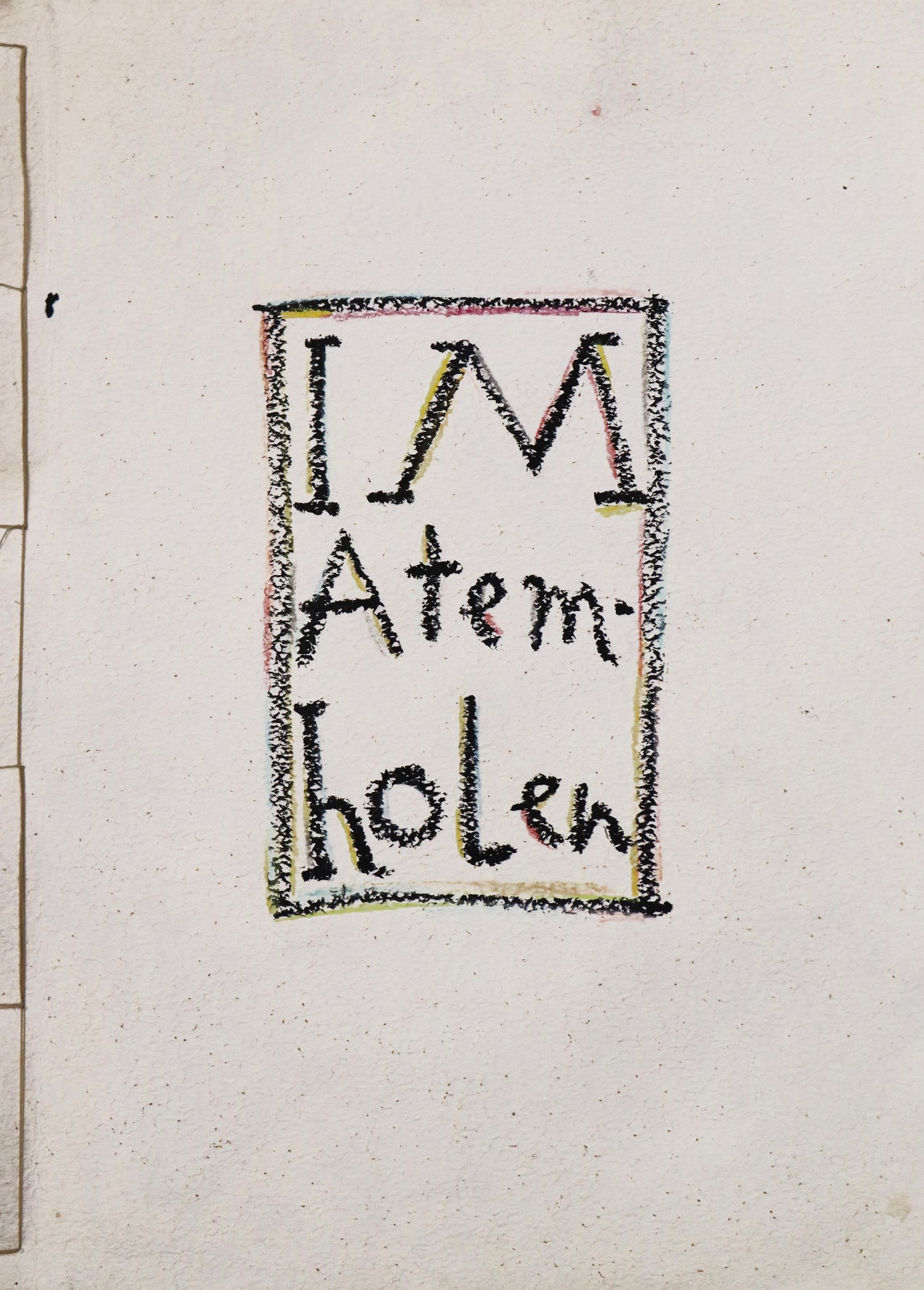 Original Mixed-Media-Objekt von Wolf-Dieter-Pfennig, Titel „Im Atemholen“  – gestaltetes Buch/Heft mit Illustrationen und Textstellen aus Goethes „Westöstlicher Divan - Buch des Sängers“. Abbildung der Titelseite mit Text „Im Atemholen“ in einem schwarzen Rahmen auf naturweißem Papier. Mixed Media auf Papier, signiert, erhältlich bei Galerie Waldbach, What the Artist Made